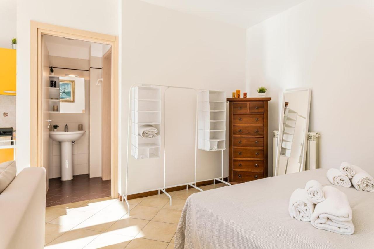 { White Garden } -Comfort, Parking & Wi-Fi- Lucca Buitenkant foto