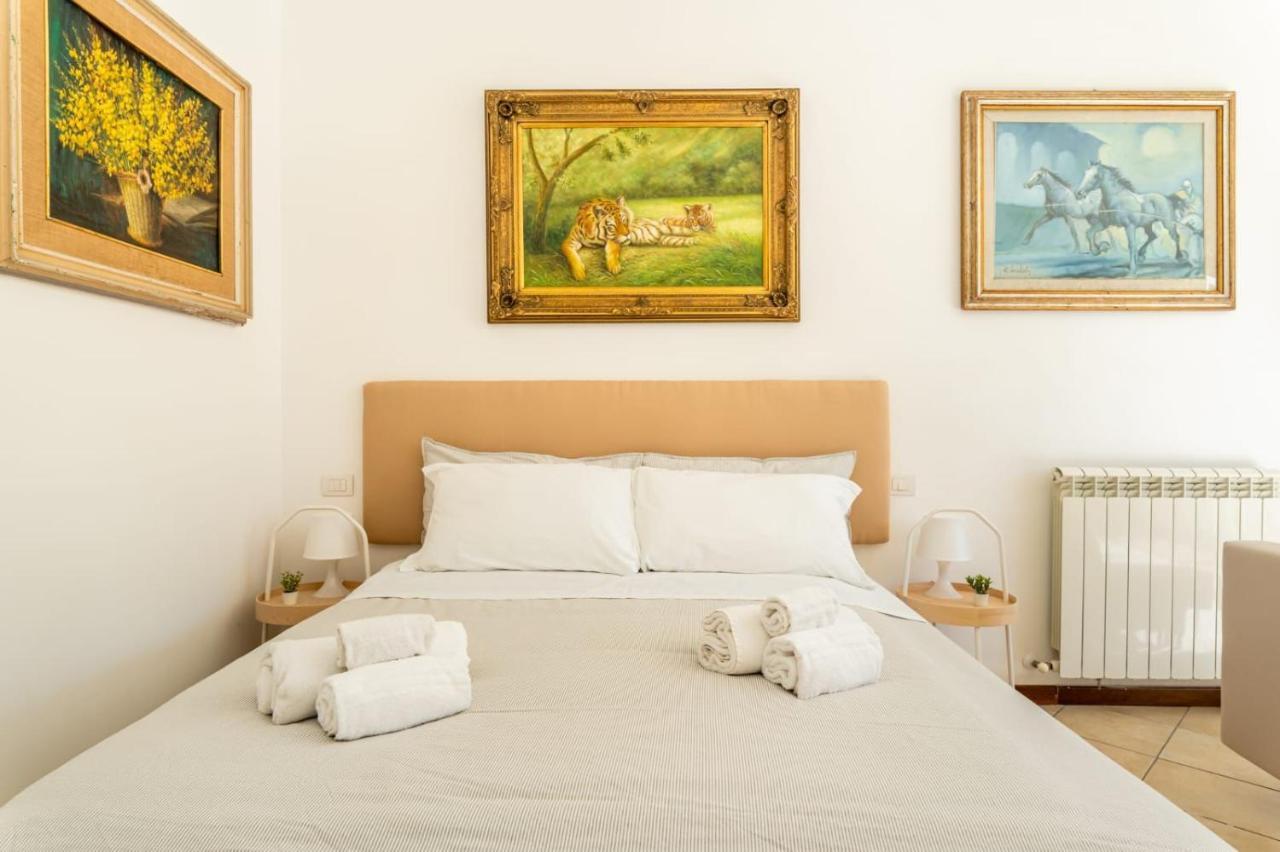 { White Garden } -Comfort, Parking & Wi-Fi- Lucca Buitenkant foto